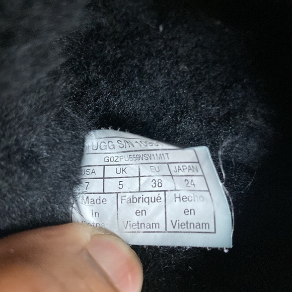 UGG Fluff Yeah Sandals “Black White” - Picture 16 of 16